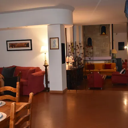 Villa Monestevole 501 *